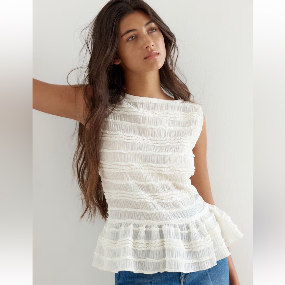 H&M White Textured Women's Blouse